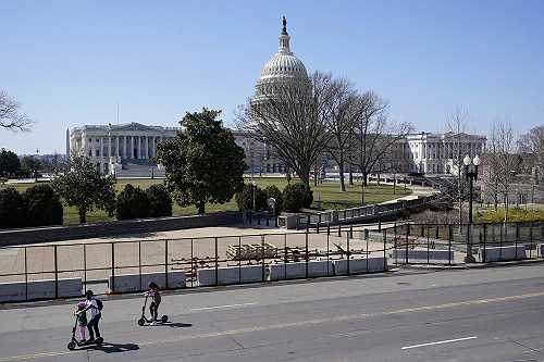 Texas couple arrested and charged with assaulting Capitol cops - TheGrio
