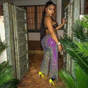 ‘LHHATL’ Tommie Lee Claps Back at Fans for Asking About Ankle Monitor ‘LHHATL’ Tommie Lee Claps Back at Fans for Asking About Ankle Monitor