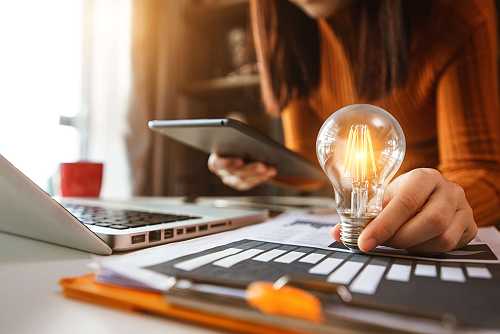 81 Weird Niche Ideas to Use for Your Online Business in 2025